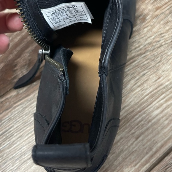 Ugg Leather Booties - Picture 5 of 5